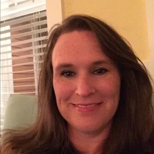 Meet your Posher, Carla